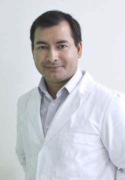 Pedro Clavería Pincheira – Dermatología